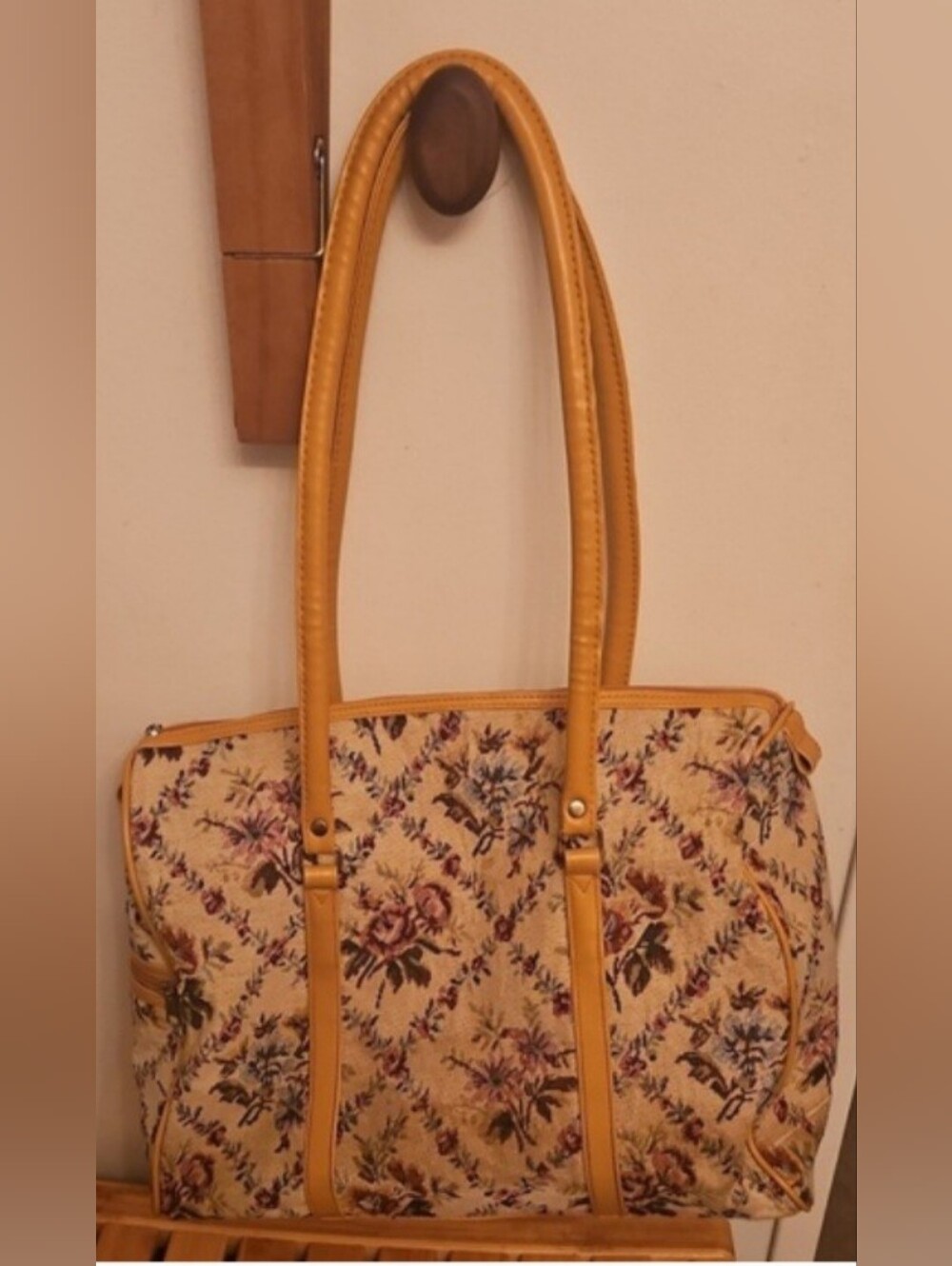 Vintage Light Tan Needlepoint Floral Tapestry Bag
